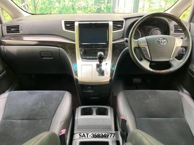 Toyota VELLFIRE 2013-08 220596-1