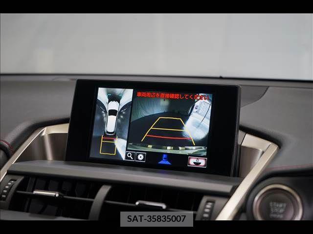 Lexus NX 2015-08 251609-4