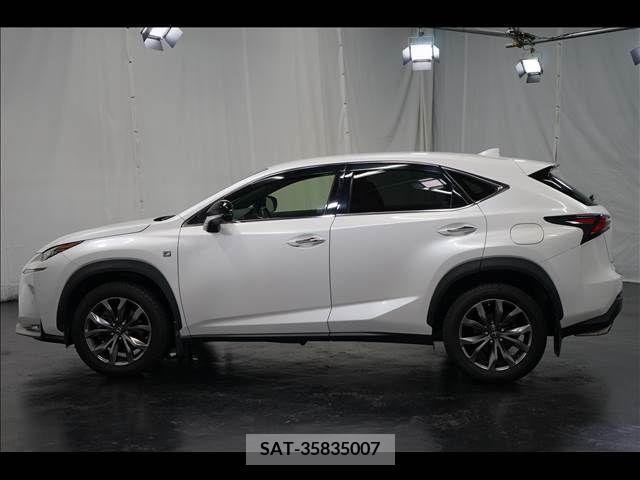 Lexus NX 2015-08 251609-14