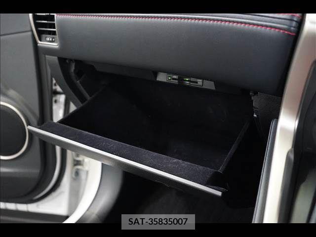 Lexus NX 2015-08 251609-12
