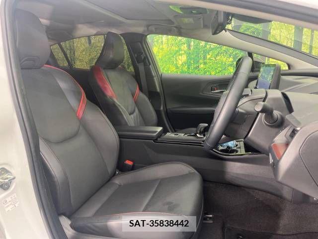 Toyota PRIUS 2023-05 333037-8