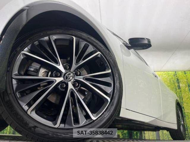Toyota PRIUS 2023-05 333037-13