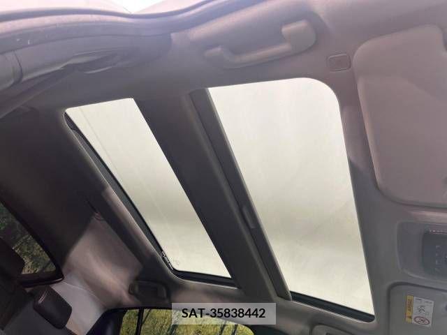 Toyota PRIUS 2023-05 333037-2