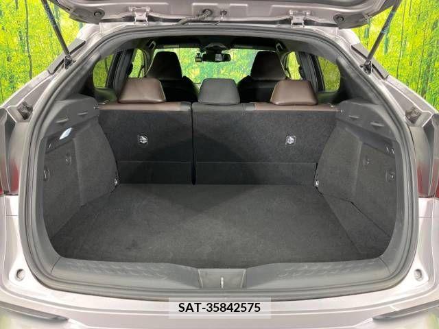 Toyota C-HR 2017-01 382783-10