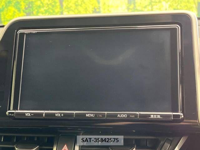 Toyota C-HR 2017-01 382783-4