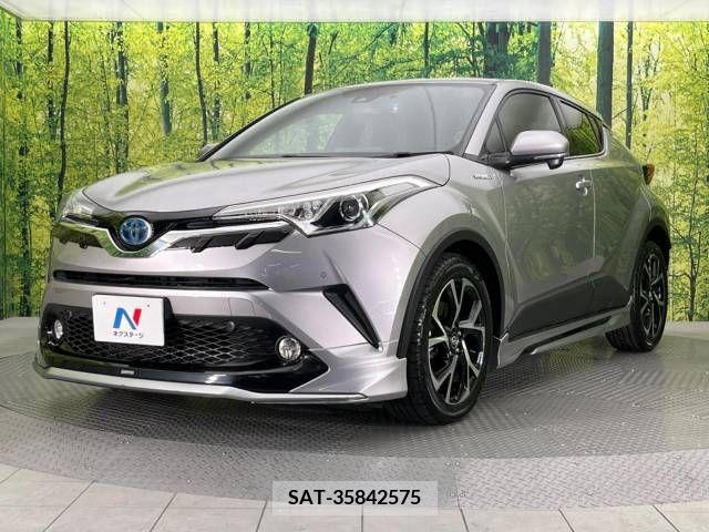 Toyota C-HR 2017-01 382783-2