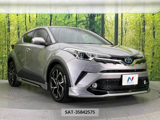 Toyota C-HR 2017-01 382783-16