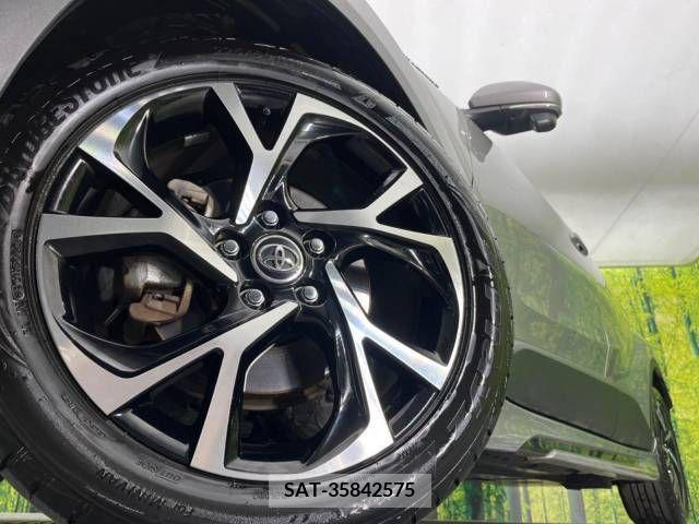 Toyota C-HR 2017-01 382783-13