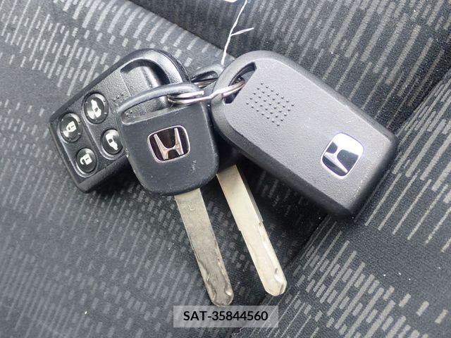 Honda STEP WGN 2013-06 380904-23
