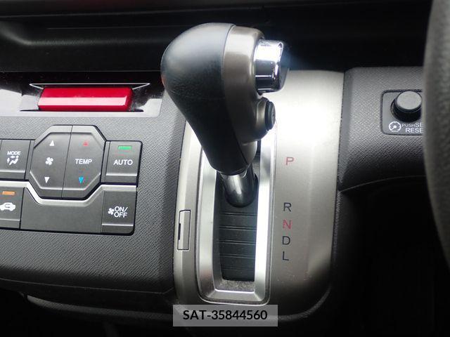 Honda STEP WGN 2013-06 380904-11