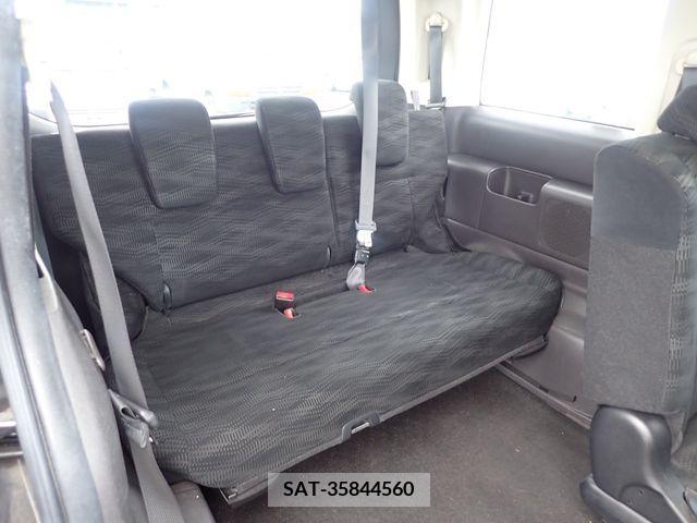 Honda STEP WGN 2013-06 380904-17