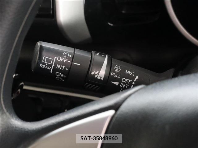 Honda N BOX CUSTOM 2017-04 278983-27