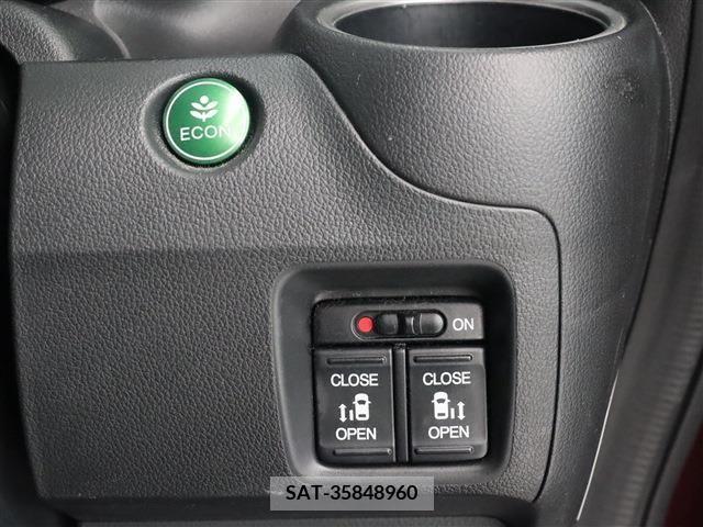 Honda N BOX CUSTOM 2017-04 278983-9