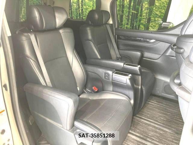 Toyota VELLFIRE 2018-03 394711-9