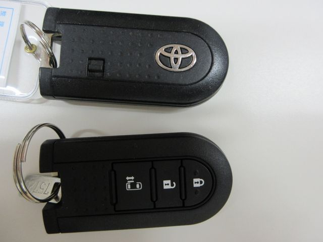 Toyota ROOMY 2018-08 10846-25