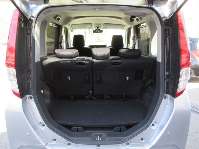 Toyota ROOMY 2018-08 10846-13
