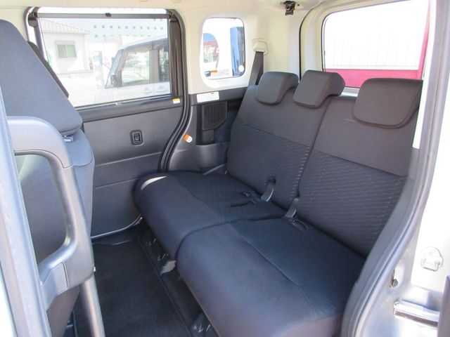 Toyota ROOMY 2018-08 10846-12