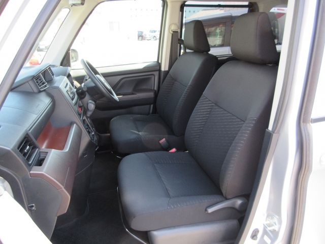 Toyota ROOMY 2018-08 10846-10