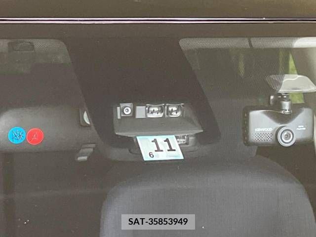 Toyota SIENTA 2015-11 285032-3