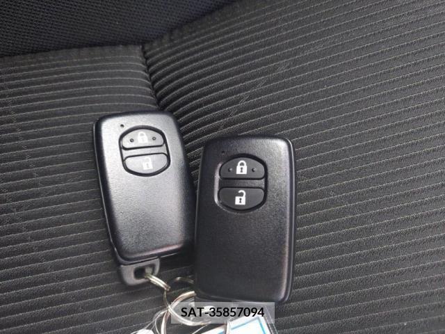 Toyota AQUA 2019-03 330024-19