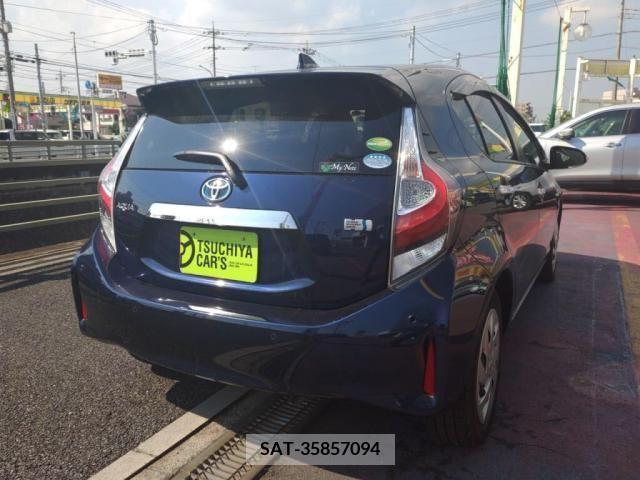 Toyota AQUA 2019-03 330024-1