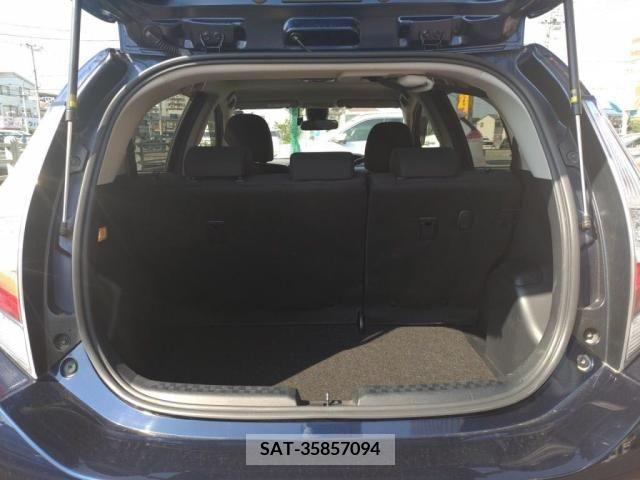 Toyota AQUA 2019-03 330024-24