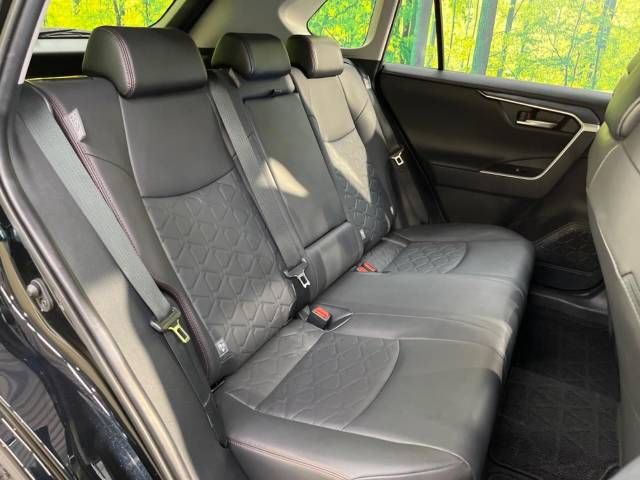 Toyota RAV4 2021-01 22758-9