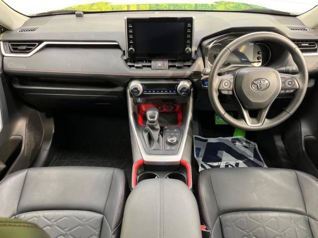 Toyota RAV4 2021-01 22758-1