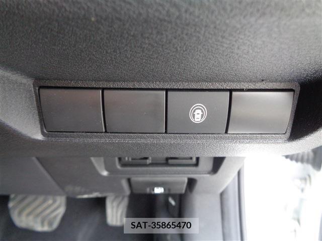Nissan AURA 2023-01 261875-23