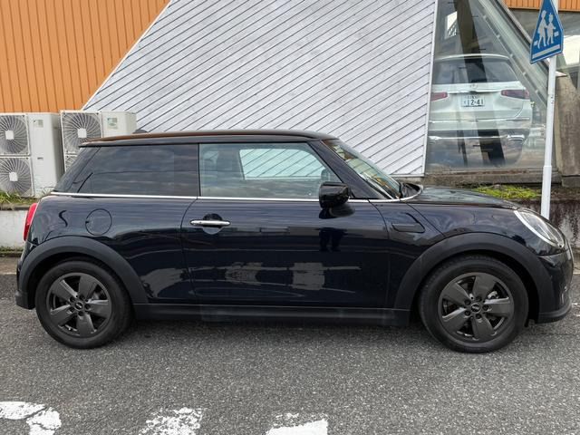 Bmw MINI 2021-09 14897-7