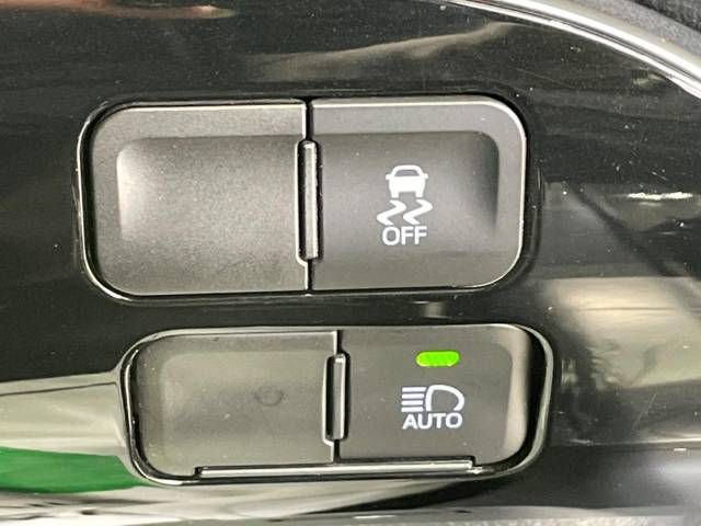 Toyota PRIUS 2019-09 24847-7