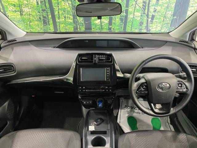 Toyota PRIUS 2019-09 24847-1