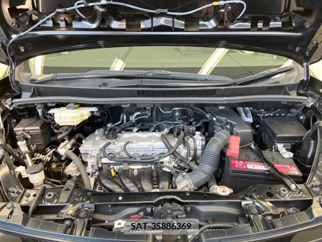 Toyota VOXY 2019-08 231676-18