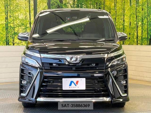 Toyota VOXY 2019-08 231676-14