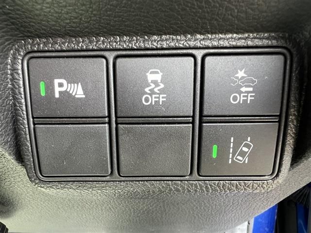 Honda CIVIC 2018-06 23785-14