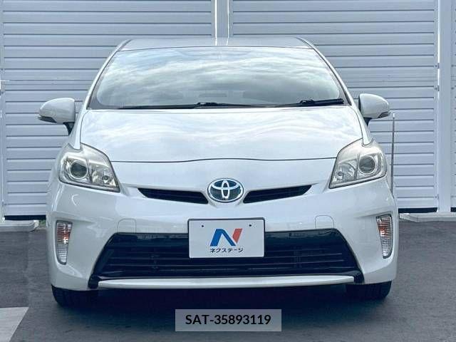 Toyota PRIUS 2014-03 386650-16