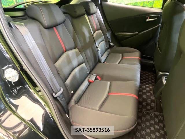 Mazda DEMIO 2015-04 301930-9