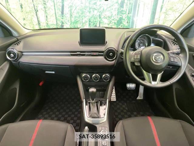 Mazda DEMIO 2015-04 301930-1