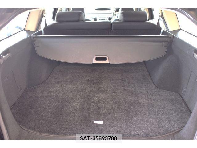 Nissan STAGEA 2005-01 207391-18