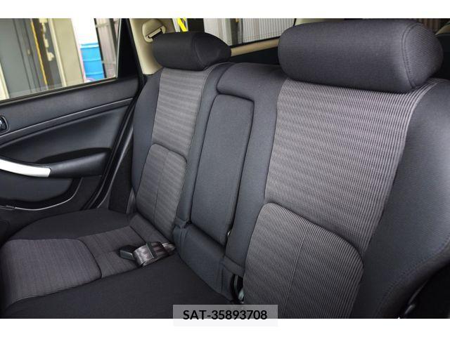 Nissan STAGEA 2005-01 207391-9