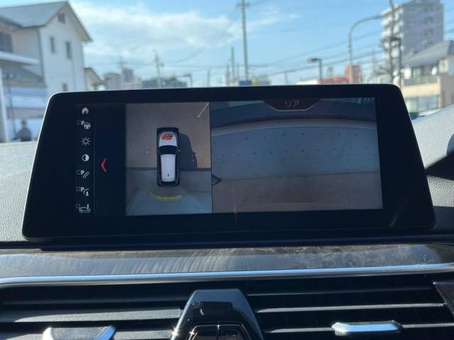 Bmw 5 SERIES 2018-03 182387-5