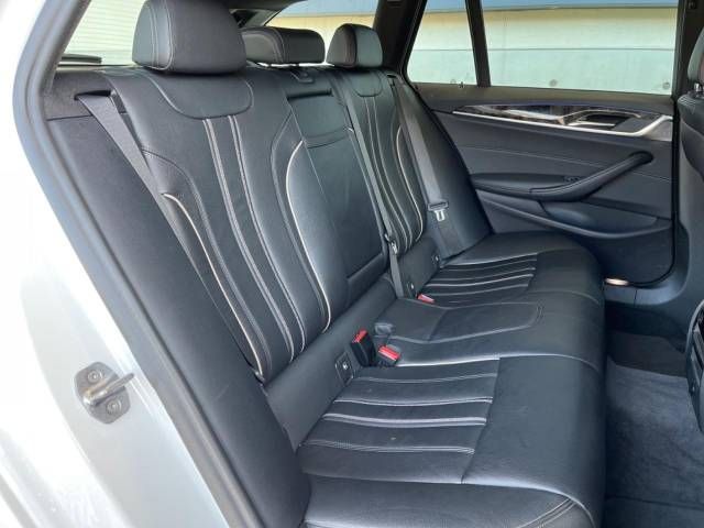 Bmw 5 SERIES 2018-03 182387-9