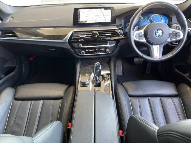 Bmw 5 SERIES 2018-03 182387-1