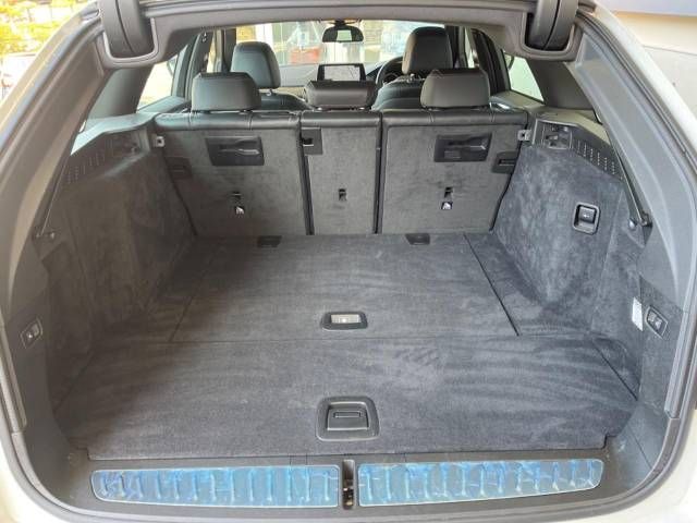 Bmw 5 SERIES 2018-03 182387-12