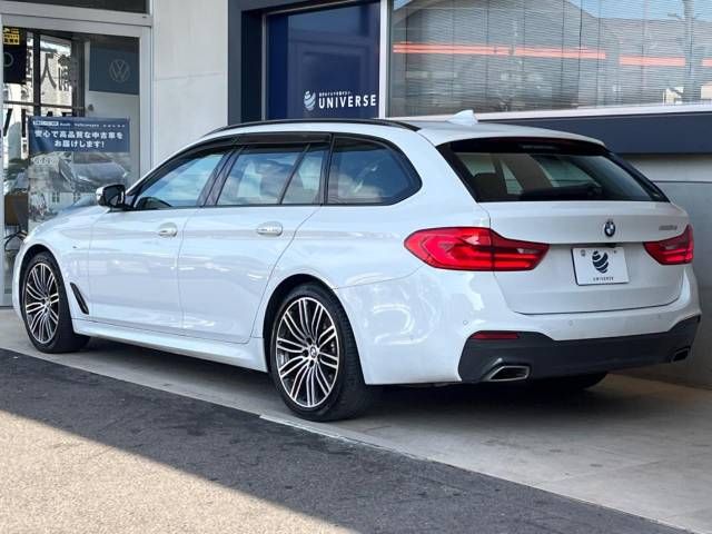 Bmw 5 SERIES 2018-03 182387-18
