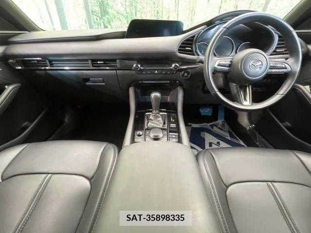 Mazda MAZDA3 2019-09 301079-1