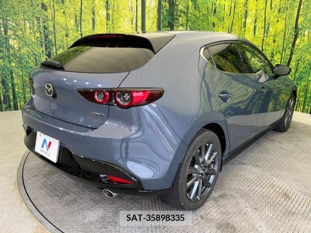 Mazda MAZDA3 2019-09 301079-16
