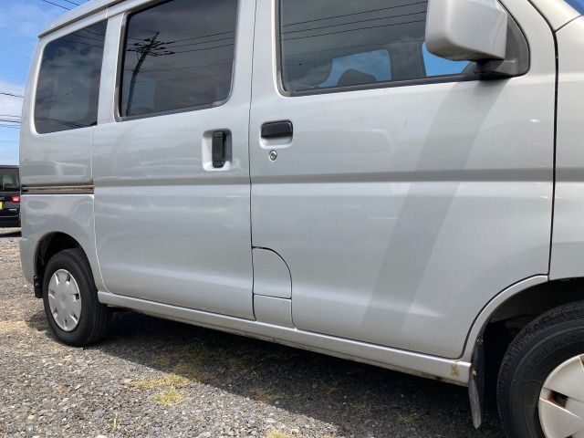 Daihatsu HIJET CARGO 2007-09 14358-9