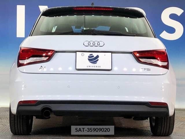Audi A1 2015-06 381643-15