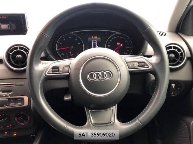 Audi A1 2015-06 381643-11